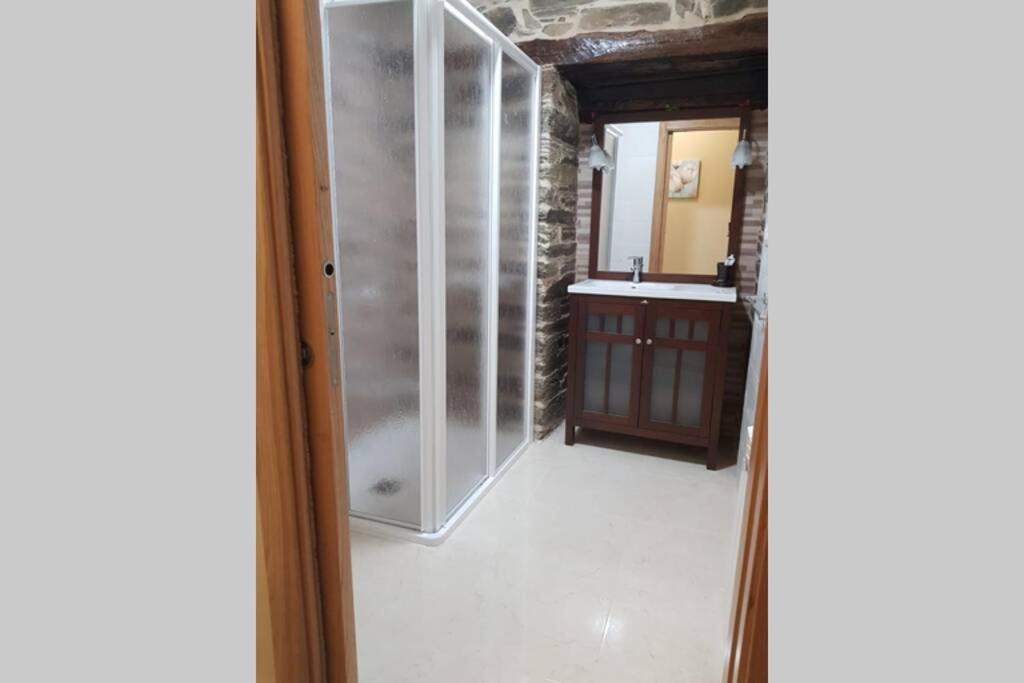 Apartamento Con Vistas Al Rio A Solaina Samos Extérieur photo