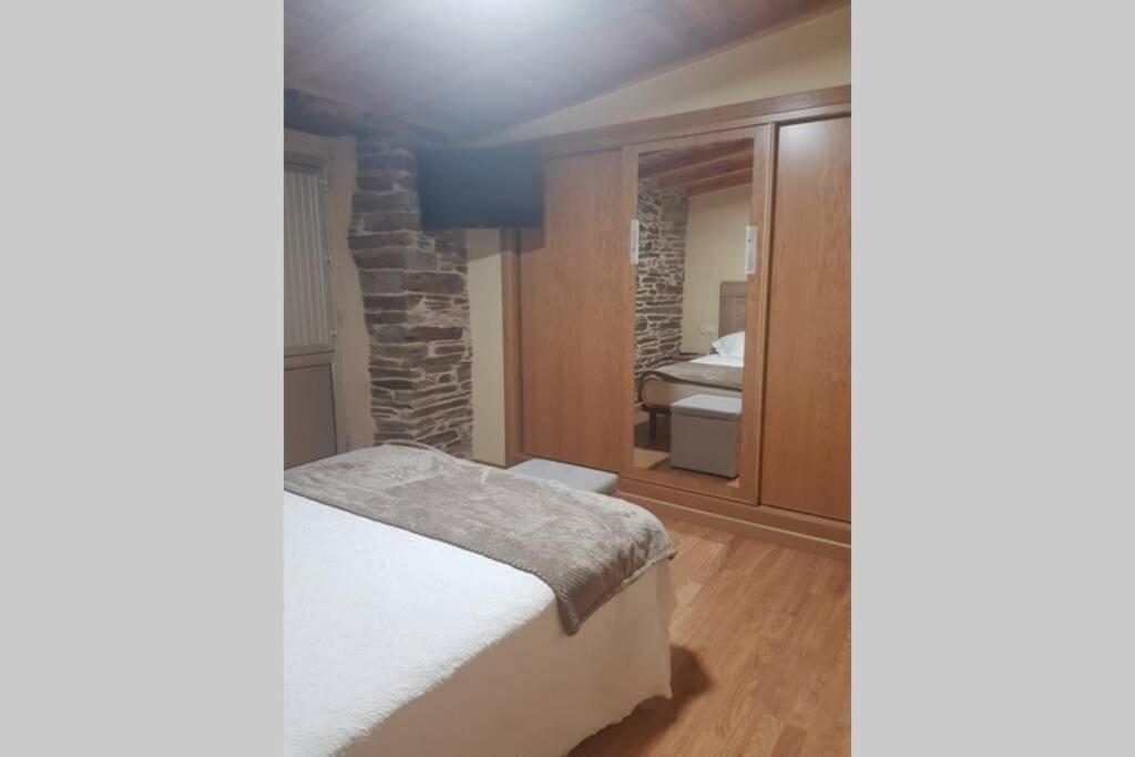 Apartamento Con Vistas Al Rio A Solaina Samos Extérieur photo